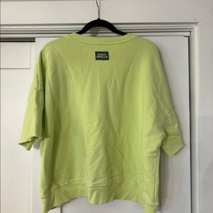 Daily Drills cropped sleeve crew in Zilker!